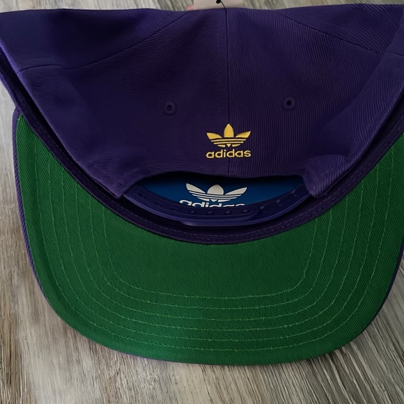 Adidas Originals adjustable fit hat - Picture 2 of 4